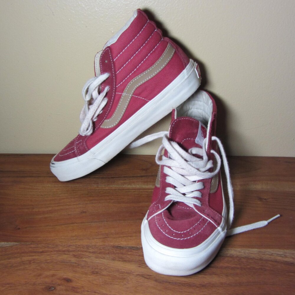 vans red & white gym shoes sneakers size 6.5 OG Sk8-Hi sun dried tomato (W4510)